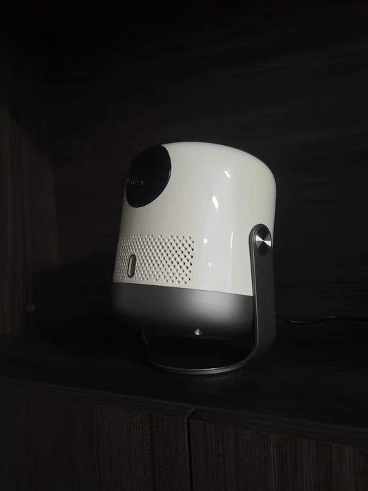 küçük taşınabilir projektör